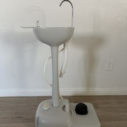 Wash Station Foot Pump W/ Soap Dispenser 