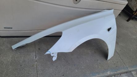 2017 - 2023 TESLA 3 LEFT FENDER DRIVER SIDE GENUINE USED OEM.  Y2