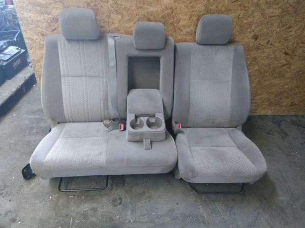 06 TOYOTA TUNDRA FRONT SEATS,GOOD CONDITION,MAY FIT DIFFERENT YEAR OR