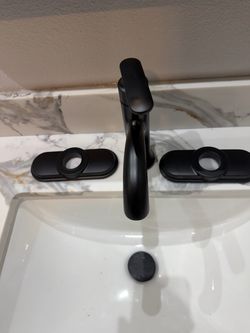 Matte black 4” faucet deck plate only, NOT the faucets