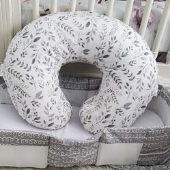 Baby Delight Snuggle Nest And Boppy 