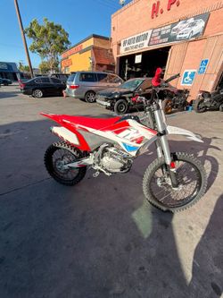 Dirtbike thunder 300