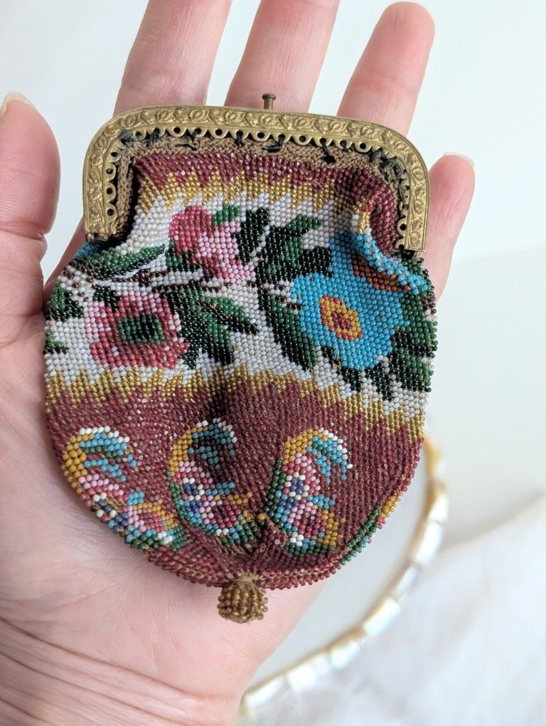 Antique Coloured Beaded Coin Purse Micro Glass Beaded Bag w/ Floral Design