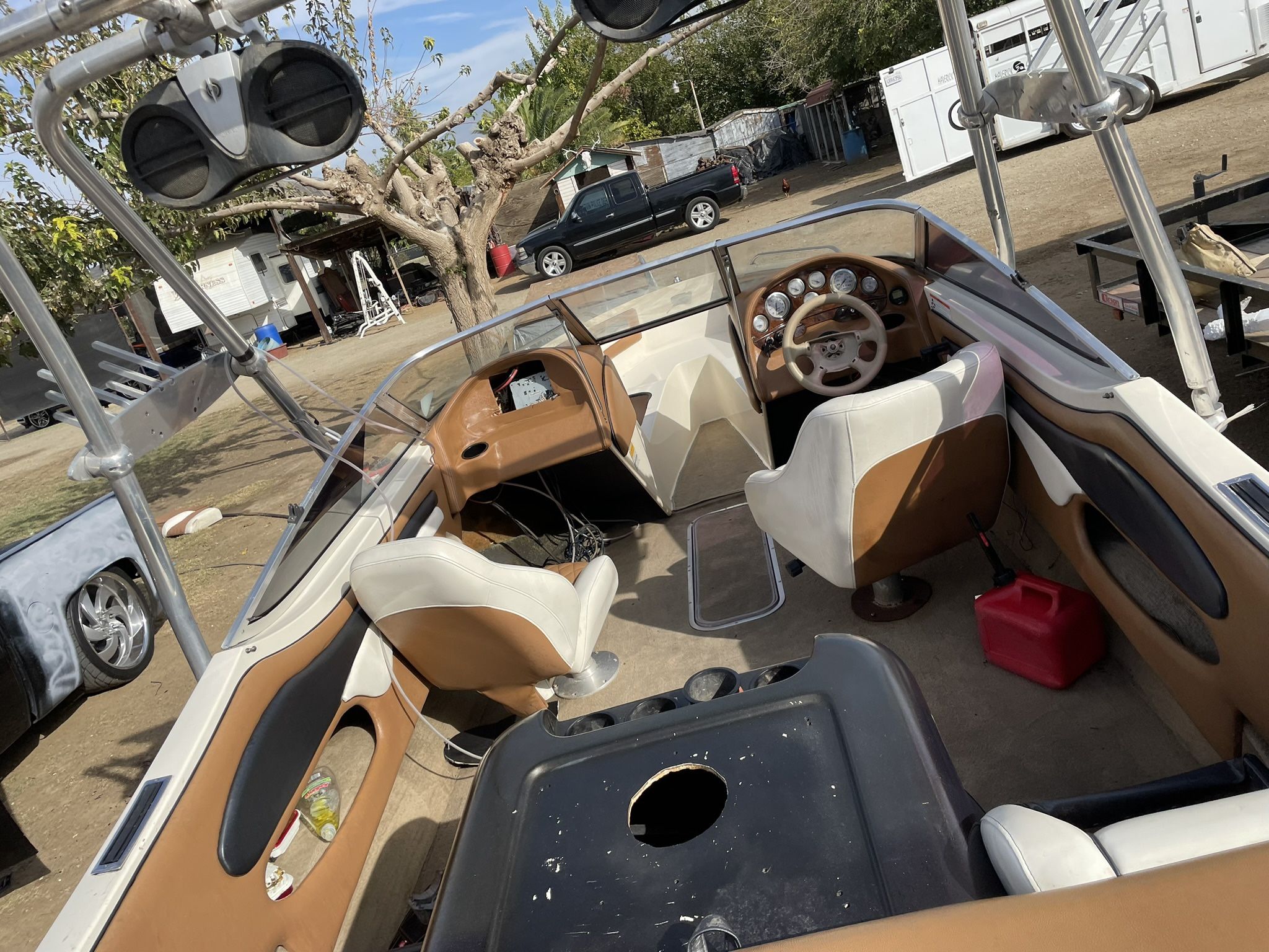 1996 Stingray Runs New Interior, Motor Kept Real Clean, Pink Step, In I Don’t Have The Space For It No More Hand