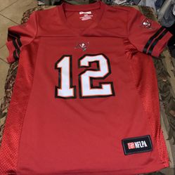 Tom Brady Tampa bay Buccaneers NFL womens jersey size Medium