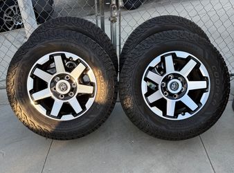 Set of 4 Toyota Tacoma 4Runner wheels and tires 17 inch