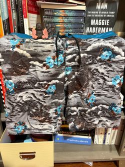 Burnside Blue Hawaiian Print Board Shorts, Size 34