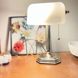 White Matte Glass Banker Desk Lamp Pull Chain Switch Fixture Brass Like Base