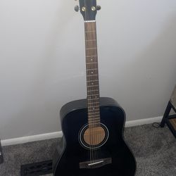 Yamaha Acoustic Guitar