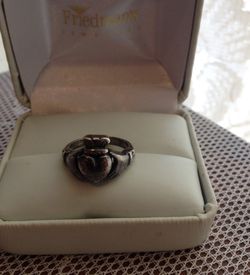 Sterling Silver 925 Irish Wedding Claddagh Band Ring