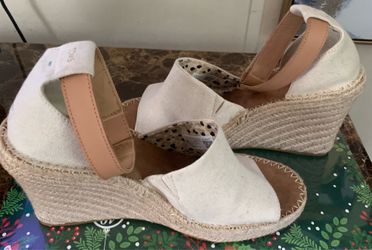 Toms Wedges