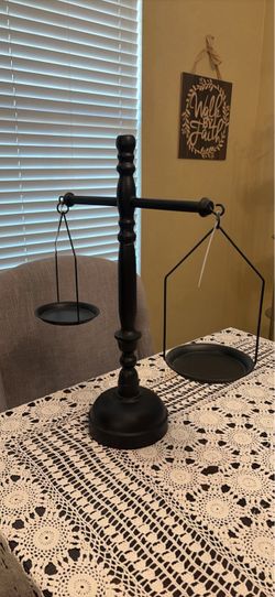 Kirkland table top decor