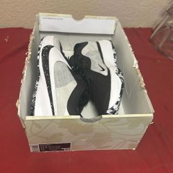 Nike Giannis Freak 5 Men's Basketball Shoes (DX4985-101, White/White/Black) Size 11.5