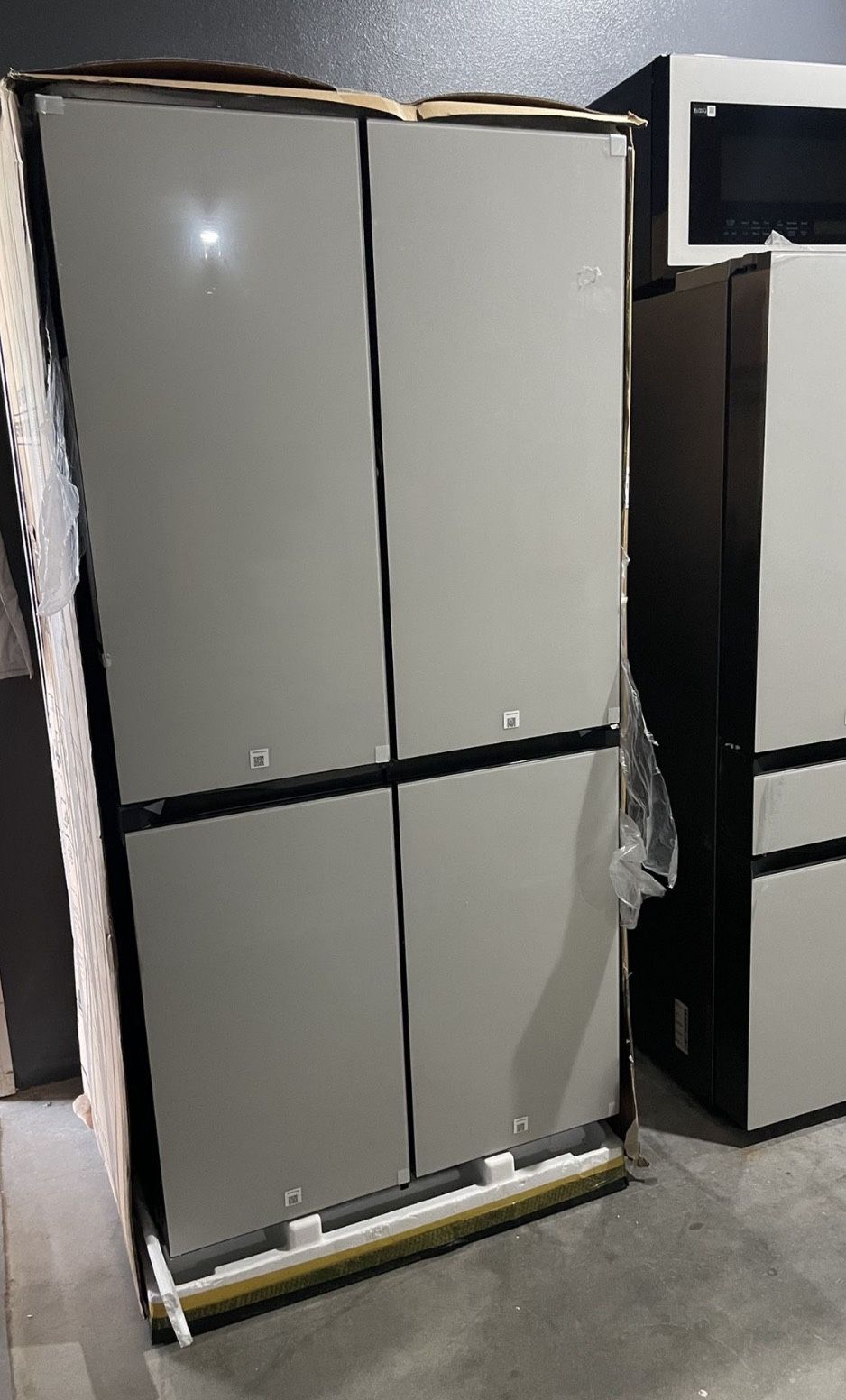 Samsung Refrigerator- White Bespoke New 