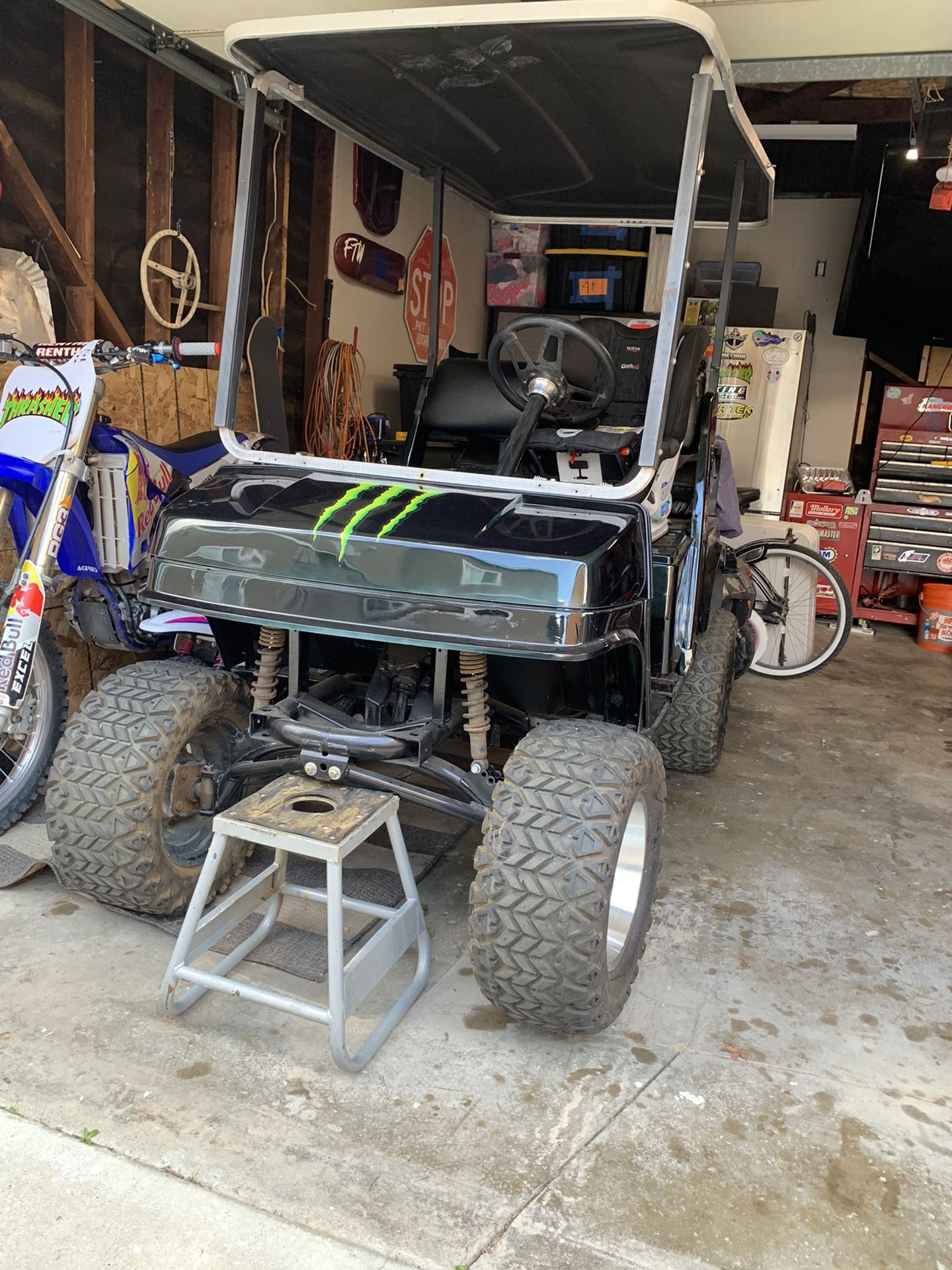 Yamaha gas powered golf cart “G2”