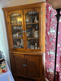 Corner Cabinet Empty in La Grange