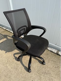 Swivel Desk Chair, Ergonomic Nylon Mesh (7 Total)