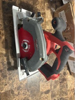 Milwaukee M18 6 1/2” Circular Saw