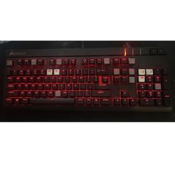 Corsair STRAFE Keyboard (PC)