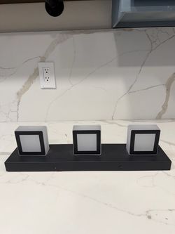 LED Modern Bathroom Vanity Light Fixture (20" 3-Light)