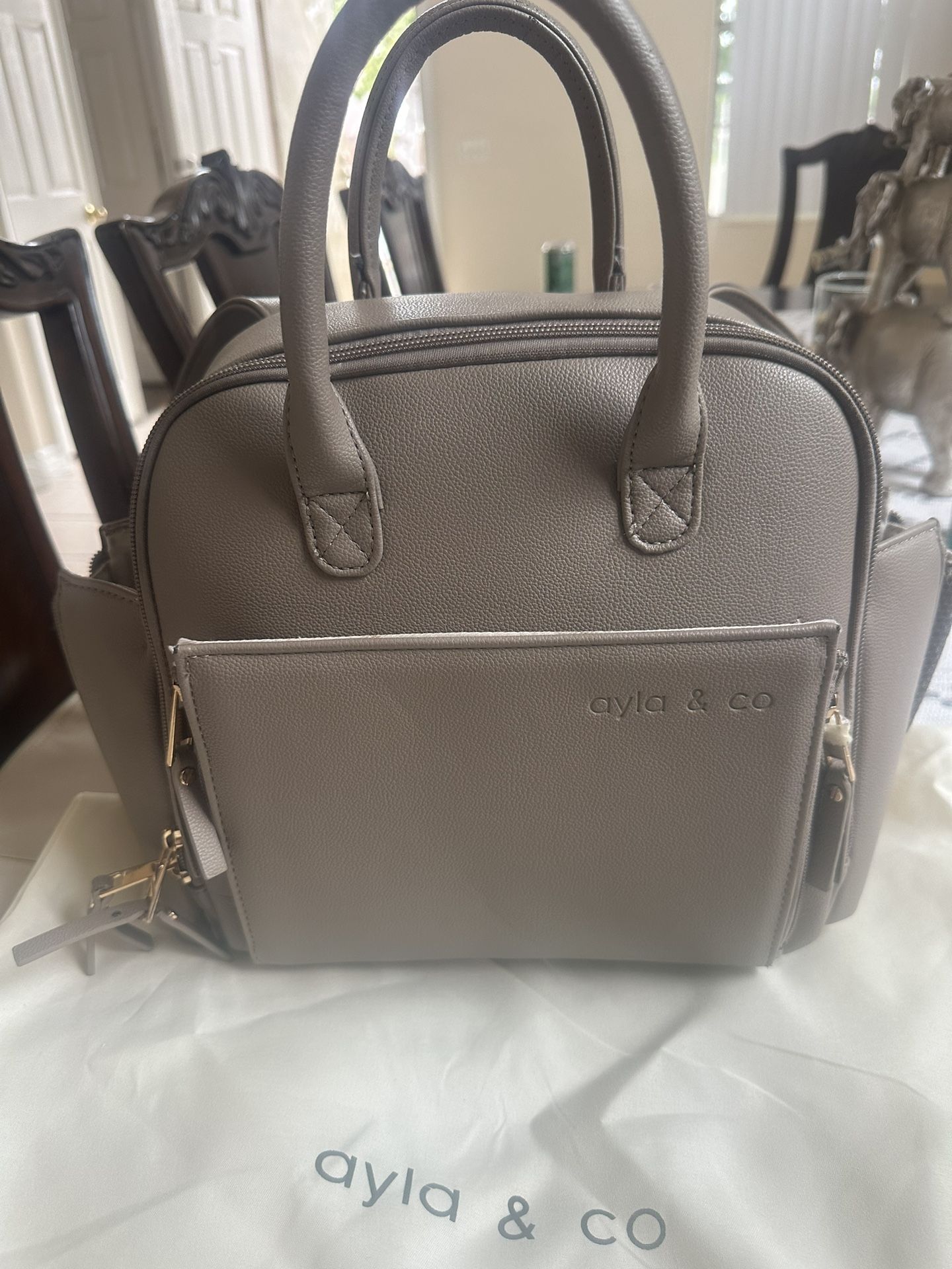 Ayla & Co Mini Dipper Bag