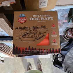 Arcadia Trail Inflatable Dog Raft