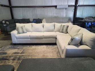 ❄️ NEW MODEL ALERT! Brand New Byers Market Lancer Snow RAF 2pc Corner Sectional ❄️
