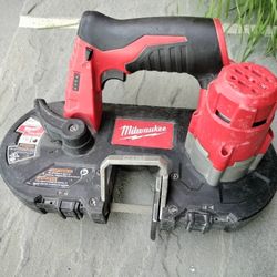 Milwaukee 2429-20 M12 Band Saw