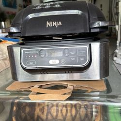 NINJA FOODIE GRILL AIR FRYER