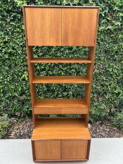G-plan Mid Century Modern Wall Unit/Hutch/Display Cabinet/Bookcase