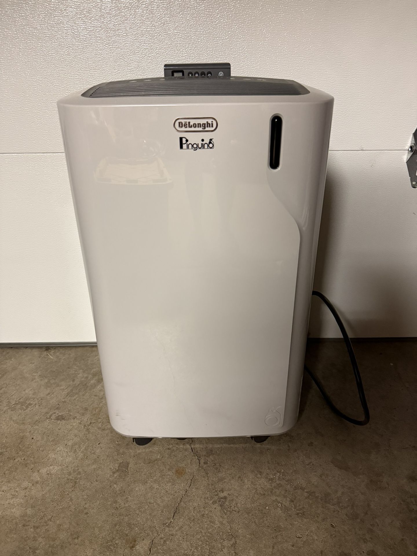 Delonghi Portable Air Conditioner 3-in-1
