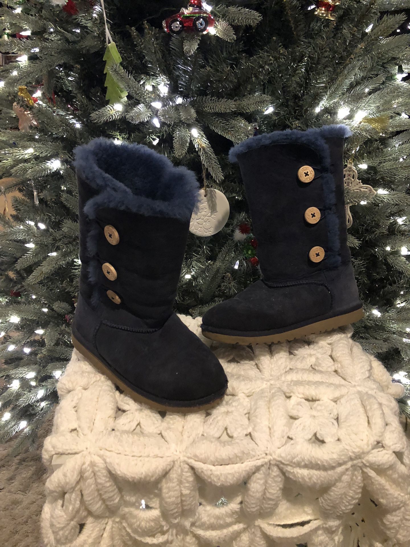 UGG Lined Boots - Blue Size 4