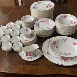 PARAGON CHINA "ROSEALEE"