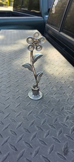 Metal flower
