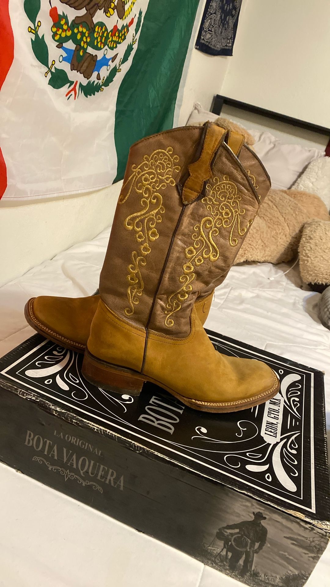 Cowboy Boots Size 7