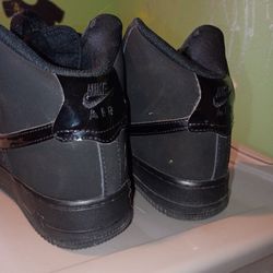 Black High Top Nikes 