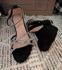 Open-Toed Strappy Black & Sparkly Silver Heels