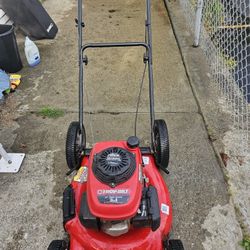 Troy-bilt Push Lawnmower  (Has A New Carburetor And New Air Filter And New Plug)