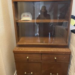 Vintage China Cabinet ( Kitchen Plates ) 