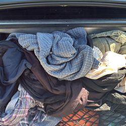 150+ PIECES OF CLOTHING