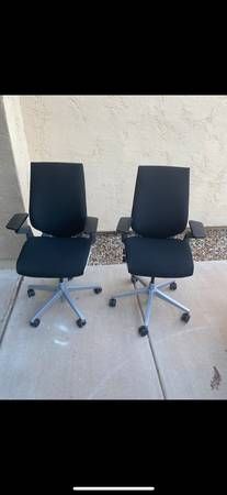 New Steelcase Gesture high end top rated office chair!