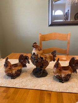 Rooster set of 3 statues. 2 are faux tea light & one is a potpourri holder.