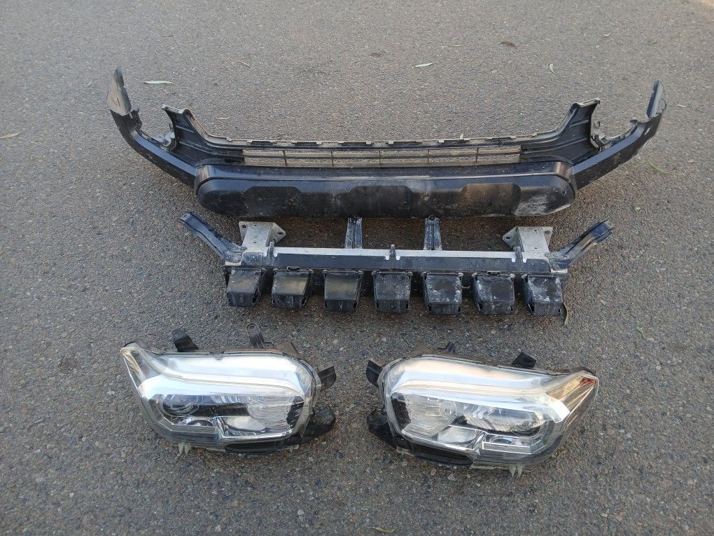 2020 Toyota Tacoma Bumper And Headlights