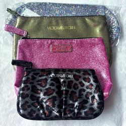 ✨VICTORIA’S SECRET LOT VICTORIA SECRET BAGS TRAVEL VS COSMETIC BAG✨
