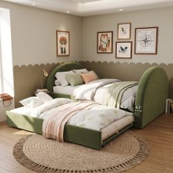 Oleva Full Size Upholstered Daybed with Trundle and Curved Headboard, Footboard