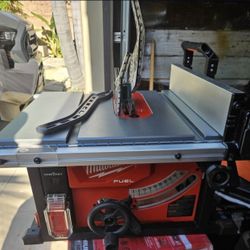 Milwaukee Table Saw 