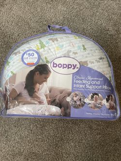 Boppy Feeding And Infant Support Pillow 