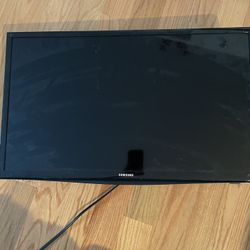 Small Samsung TV 