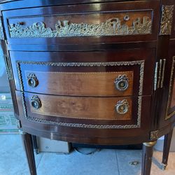 Decorative Side / End Table  