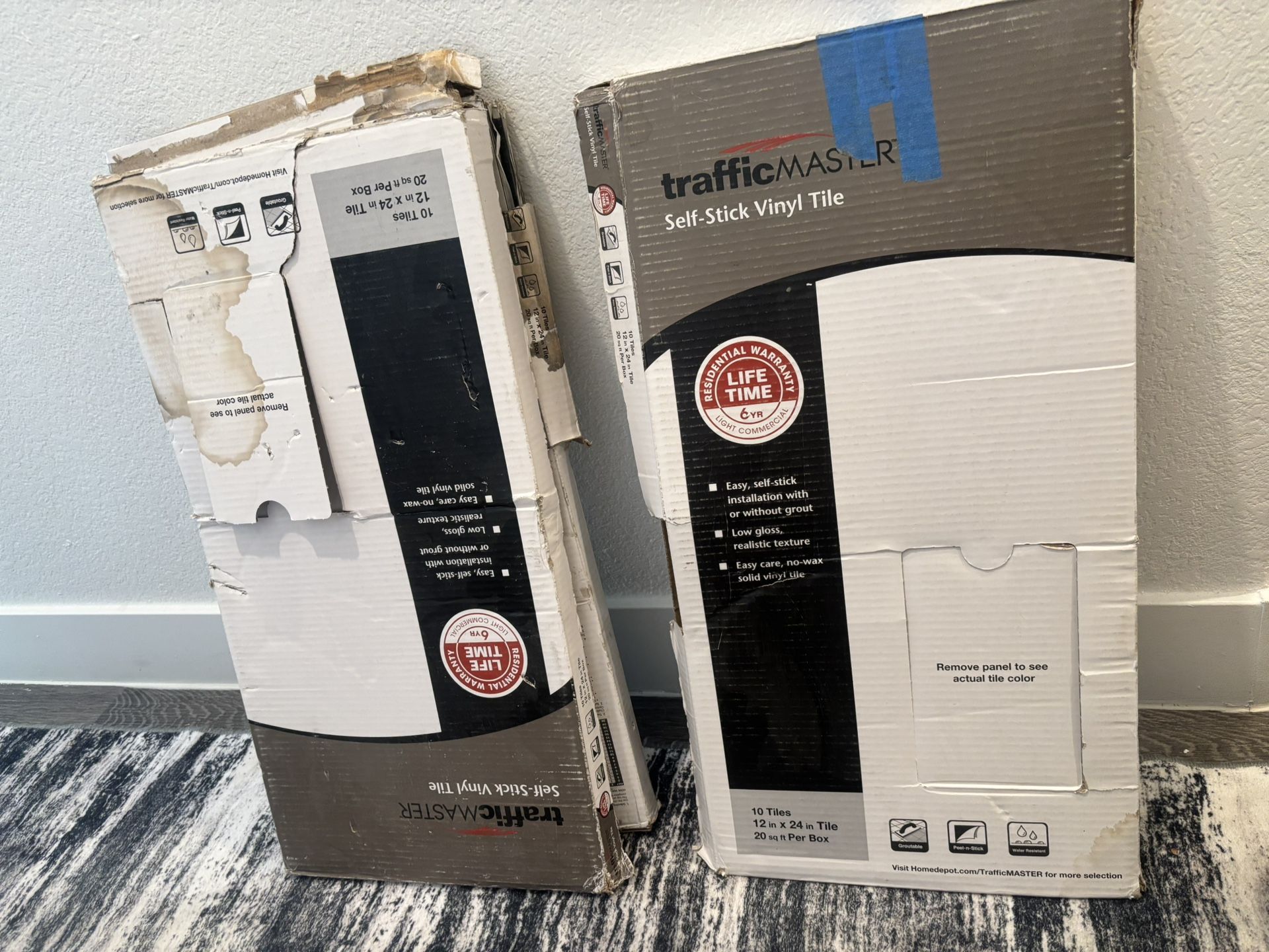 60 Sqf Vinyl “Carrera Marbel “ Flooring